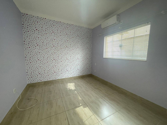 Imagem Casa de Condomínio com 3 Quartos à Venda, em Condomínio Parque Residencial Roland - Limeira Imagem Casa de Condomínio com 3 Quartos à Venda, em Condomínio Parque Residencial Roland - Limeira