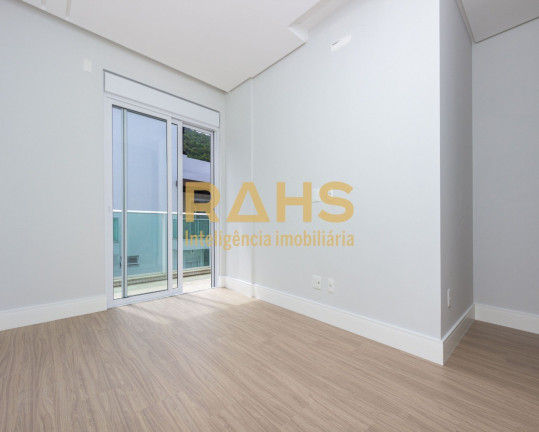 Imagem Apartamento com 3 Quartos à Venda, 190 m² em Bombas - Bombinhas