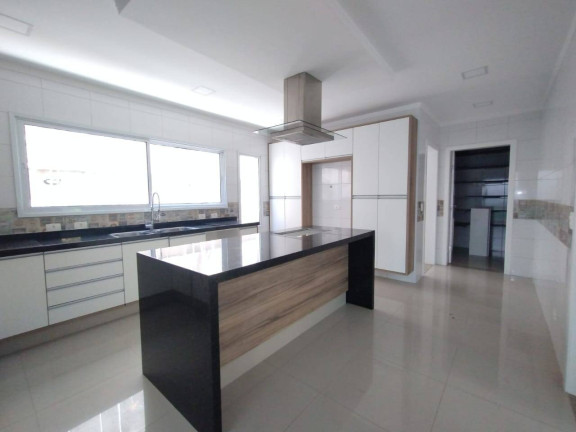 Imagem Casa com 4 Quartos à Venda, em Osasco Imagem Casa com 4 Quartos à Venda, em Osasco