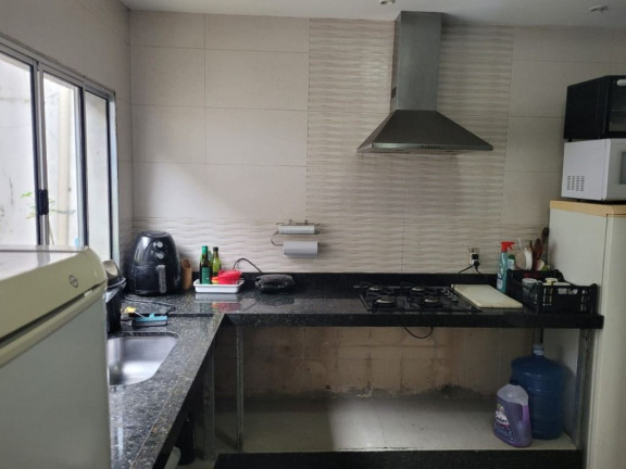 Imagem Sobrado com 3 Quartos à Venda, 273 m² em Vila Acoreana - Poá