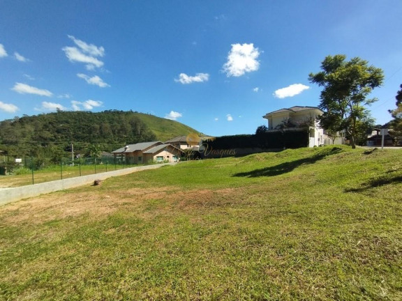 Terreno à Venda, 498 m² em Vargem Grande - Teresópolis