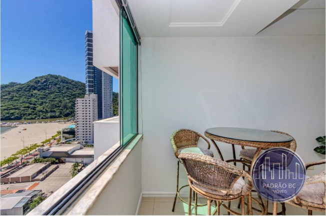 Imagem Apartamento com 3 Quartos para Alugar, 100 m² em Centro - Balneário Camboriú Imagem Apartamento com 3 Quartos para Alugar, 100 m² em Centro - Balneário Camboriú