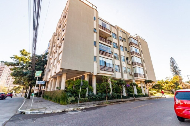 Imagem Apartamento com 3 Quartos à Venda, 110 m² em Três Figueiras - Porto Alegre Imagem Apartamento com 3 Quartos à Venda, 110 m² em Três Figueiras - Porto Alegre