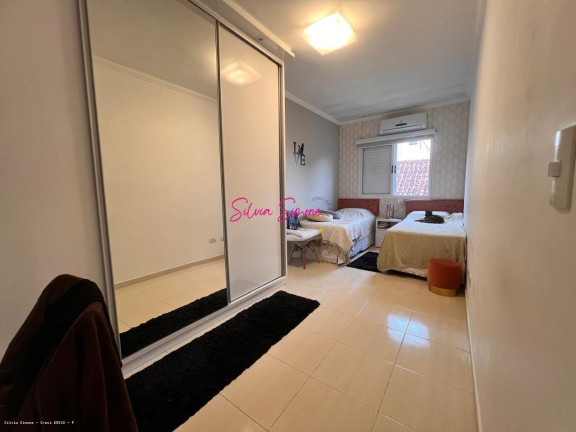 Imagem Sobrado com 3 Quartos à Venda, 121 m² em Caiçara - Praia Grande Imagem Sobrado com 3 Quartos à Venda, 121 m² em Caiçara - Praia Grande