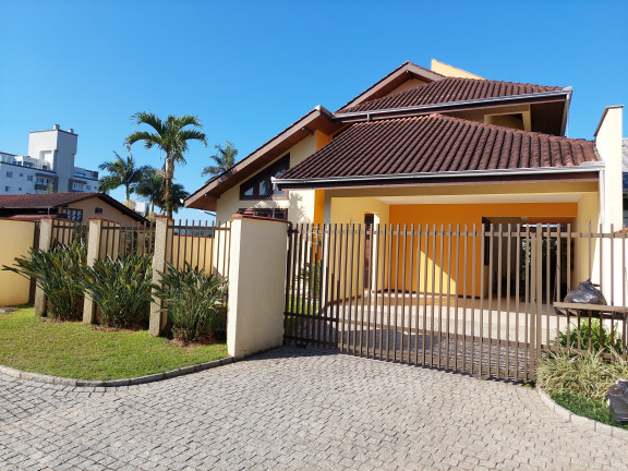 Imagem Casa com 4 Quartos à Venda,  em Santo Antônio - Joinville