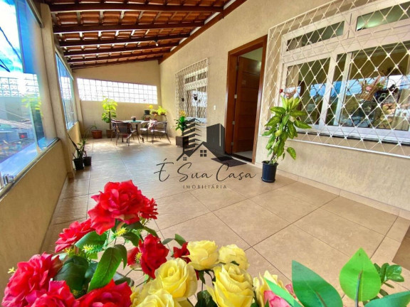 Imagem Casa com 4 Quartos à Venda, 280 m² em Alto Dos Pinheiros - Belo Horizonte Imagem Casa com 4 Quartos à Venda, 280 m² em Alto Dos Pinheiros - Belo Horizonte
