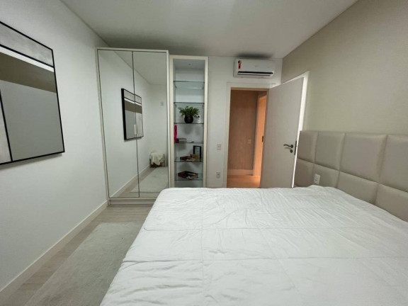 Imagem Apartamento com 3 Quartos para Alugar, 130 m² em Centro - Balneário Camboriú