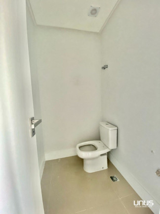 Imagem Apartamento com 3 Quartos à Venda, 213 m² em Agronômica - Florianópolis