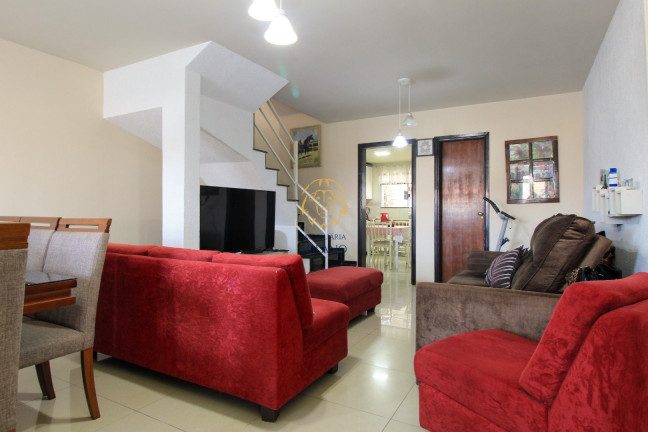 Imagem Sobrado com 3 Quartos à Venda, 280 m² em Guabirotuba - Curitiba Imagem Sobrado com 3 Quartos à Venda, 280 m² em Guabirotuba - Curitiba