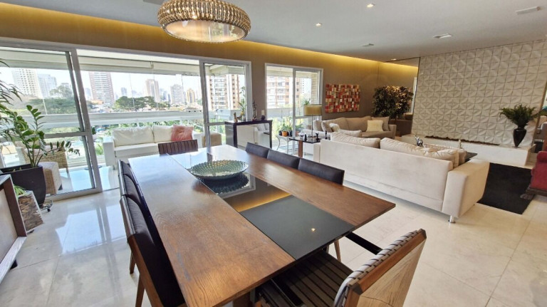 Imagem Apartamento com 3 Quartos à Venda, 240 m² em Cidade Monções - São Paulo Imagem Apartamento com 3 Quartos à Venda, 240 m² em Cidade Monções - São Paulo