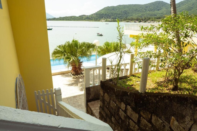 Imagem Casa com 5 Quartos à Venda, 750 m² em Ribeirão Da Ilha - Florianópolis Imagem Casa com 5 Quartos à Venda, 750 m² em Ribeirão Da Ilha - Florianópolis