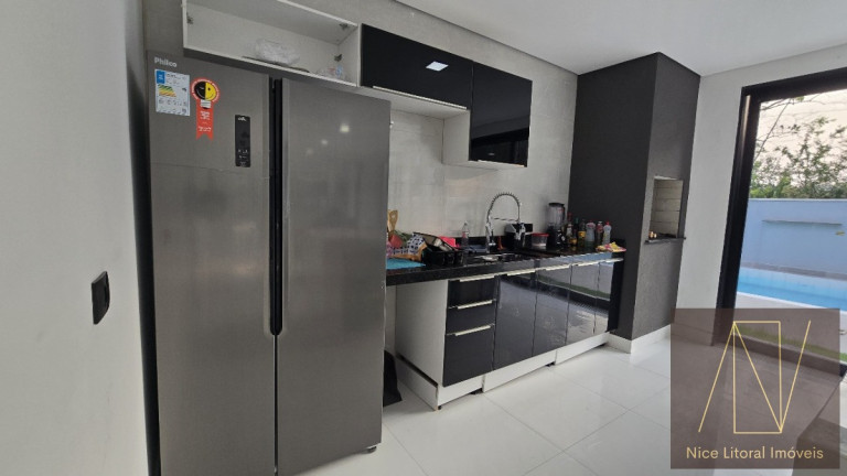 Imagem Sobrado com 4 Quartos à Venda, 300 m² em Massaguaçu - Caraguatatuba Imagem Sobrado com 4 Quartos à Venda, 300 m² em Massaguaçu - Caraguatatuba