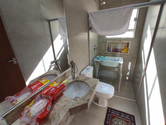 Imagem Imóvel com 
            	3             Quartos à Venda, 170 m² em 
            	Chacara Sao Pedro             - 
            	Aparecida De Goiania            