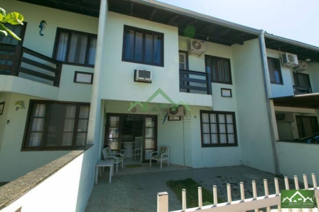 Imagem Sobrado com 3 Quartos à Venda, 74 m² em Centro - Balneário Barra Do Sul