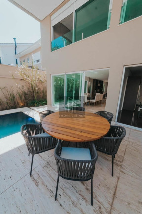 Imagem Casa com 5 Quartos à Venda, 535 m² em Alphaville - Santana De Parnaíba Imagem Casa com 5 Quartos à Venda, 535 m² em Alphaville - Santana De Parnaíba
