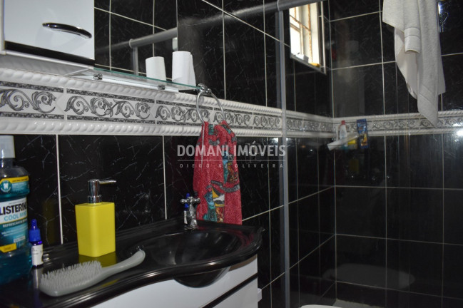 Imagem Casa com 4 Quartos à Venda, 263 m² em Região Do Toriba - Campos Do Jordão