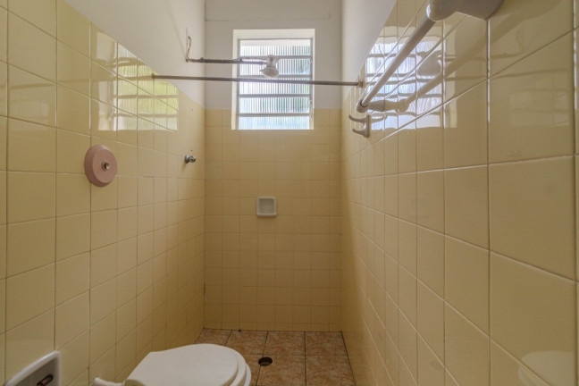 Imagem Casa com 3 Quartos à Venda,  em Bom Jesus - Porto Alegre