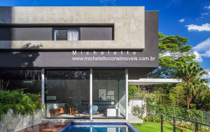 Imagem Sobrado com 3 Quartos à Venda, 330 m² em Sumaré - São Paulo Imagem Sobrado com 3 Quartos à Venda, 330 m² em Sumaré - São Paulo