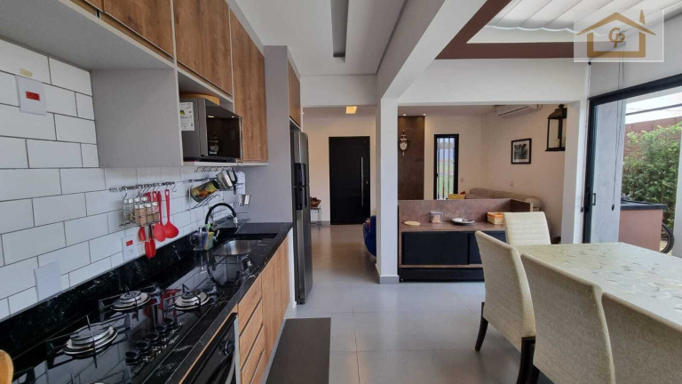 Imagem Casa com 5 Quartos à Venda, 125 m² em Cotia Imagem Casa com 5 Quartos à Venda, 125 m² em Cotia
