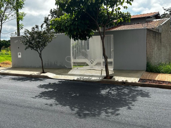 Imagem Casa com 3 Quartos à Venda, 80 m² em Cidade Jardim - Araraquara Imagem Casa com 3 Quartos à Venda, 80 m² em Cidade Jardim - Araraquara