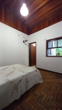 Imagem Chácara com 4 Quartos à Venda, 5.400 m² em Vila Areao - Taubaté Imagem Chácara com 4 Quartos à Venda, 5.400 m² em Vila Areao - Taubaté