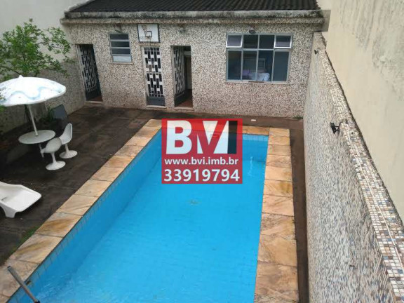 Imagem Casa com 3 Quartos à Venda, 250 m² em Vila Kosmos - Rio De Janeiro