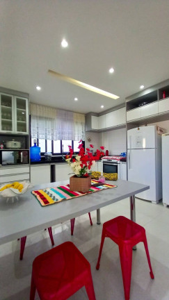 Imagem Casa com 4 Quartos à Venda, 300 m² em Condomínio Terras Do Vale - Caçapava Imagem Casa com 4 Quartos à Venda, 300 m² em Condomínio Terras Do Vale - Caçapava
