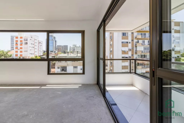 Imagem Apartamento com 3 Quartos à Venda, 123 m² em Petrópolis - Porto Alegre Imagem Apartamento com 3 Quartos à Venda, 123 m² em Petrópolis - Porto Alegre