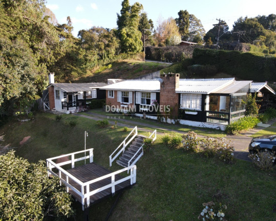 Imagem Casa com 4 Quartos à Venda, 195 m² em Região De Capivari - Campos Do Jordão Imagem Casa com 4 Quartos à Venda, 195 m² em Região De Capivari - Campos Do Jordão