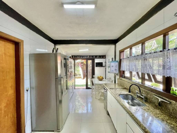 Imagem Casa de Condomínio com 3 Quartos à Venda, em Chácara Santa Lúcia - Carapicuíba Imagem Casa de Condomínio com 3 Quartos à Venda, em Chácara Santa Lúcia - Carapicuíba
