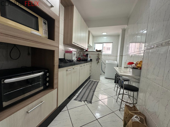 Imagem Imóvel com 2 Quartos à Venda, 82 m² em Canto Do Forte - Praia Grande Imagem Imóvel com 2 Quartos à Venda, 82 m² em Canto Do Forte - Praia Grande