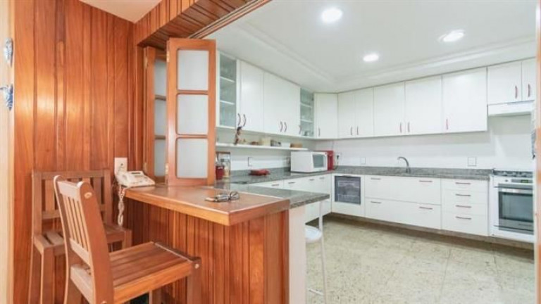 Imagem Cobertura com 3 Quartos à Venda, 400 m² em Lagoa - Rio De Janeiro Imagem Cobertura com 3 Quartos à Venda, 400 m² em Lagoa - Rio De Janeiro