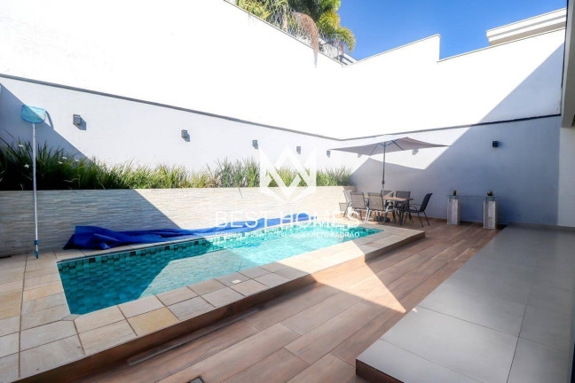 Imagem Casa com 3 Quartos à Venda, 184 m² em Engordadouro - Jundiaí