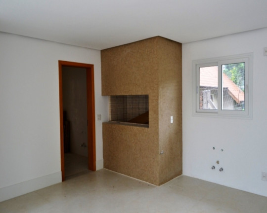 Imagem Imóvel com 4 Quartos à Venda, 220 m² em Morada Do Vale - Gramado Imagem Imóvel com 4 Quartos à Venda, 220 m² em Morada Do Vale - Gramado