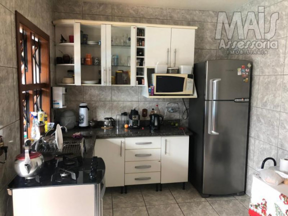 Imagem Casa com 3 Quartos à Venda, 280 m² em União - Estância Velha