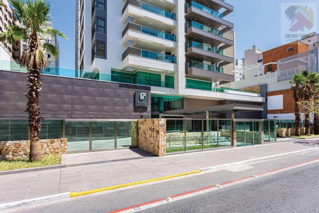 Imagem Apartamento com 3 Quartos à Venda, 139 m² em Centro - Florianópolis