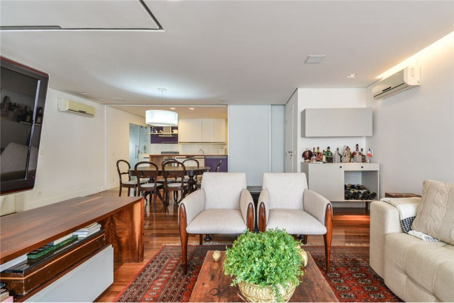 Imagem Apartamento com 2 Quartos à Venda, 129 m² em Itaim Bibi - São Paulo Imagem Apartamento com 2 Quartos à Venda, 129 m² em Itaim Bibi - São Paulo