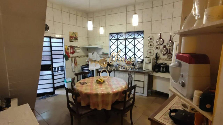 Imagem Casa com 4 Quartos à Venda, 160 m² em Jardim Tupi - São Paulo Imagem Casa com 4 Quartos à Venda, 160 m² em Jardim Tupi - São Paulo