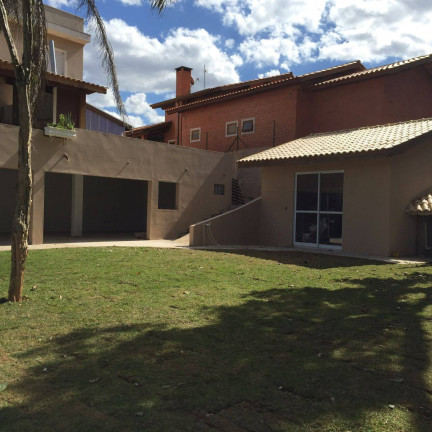 Imagem Casa com 4 Quartos à Venda, 1.032 m² em Jarinu