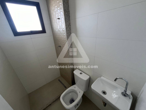 Imagem Apartamento com 3 Quartos à Venda, 100 m² em Braga - Cabo Frio Imagem Apartamento com 3 Quartos à Venda, 100 m² em Braga - Cabo Frio