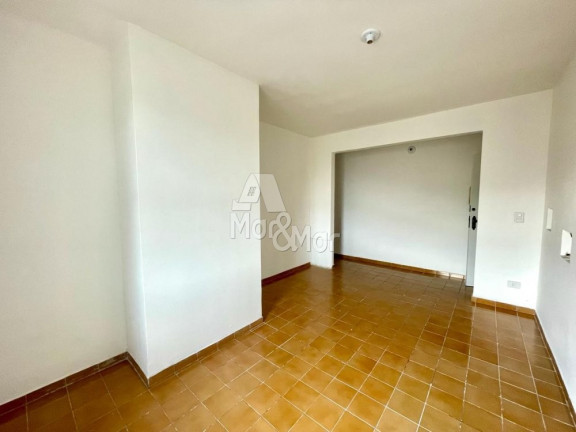 Imagem Apartamento com 2 Quartos à Venda, 62 m² em Pitangueiras - Guarujá