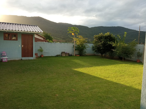 Imagem Casa com 3 Quartos à Venda, 100 m² em Areias De Palhocinha - Garopaba Imagem Casa com 3 Quartos à Venda, 100 m² em Areias De Palhocinha - Garopaba