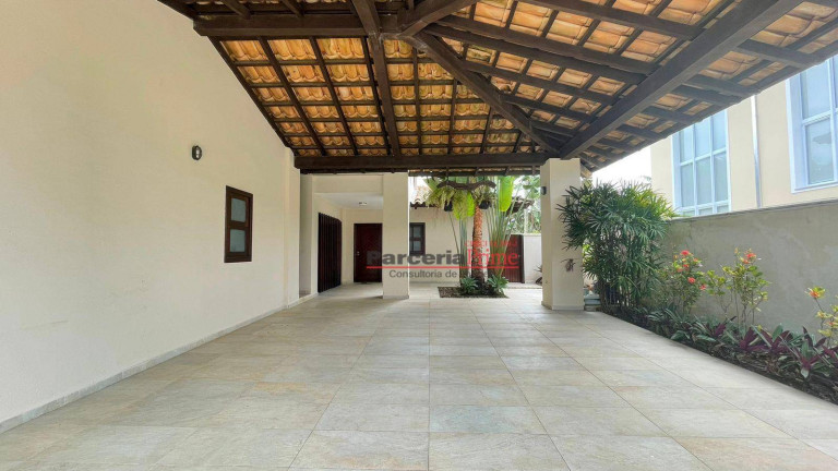 Imagem Casa com 6 Quartos à Venda, 323 m² em Riviera Módulo 5 - Bertioga Imagem Casa com 6 Quartos à Venda, 323 m² em Riviera Módulo 5 - Bertioga