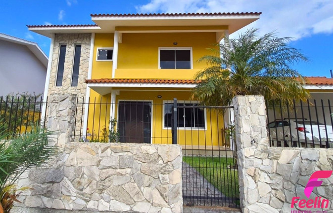 Imagem Casa com 3 Quartos à Venda, 228 m² em Ribeirão Da Ilha - Florianópolis Imagem Casa com 3 Quartos à Venda, 228 m² em Ribeirão Da Ilha - Florianópolis
