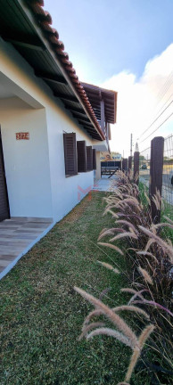 Imagem Sobrado com 4 Quartos à Venda, em Capão Da Canoa Imagem Sobrado com 4 Quartos à Venda, em Capão Da Canoa
