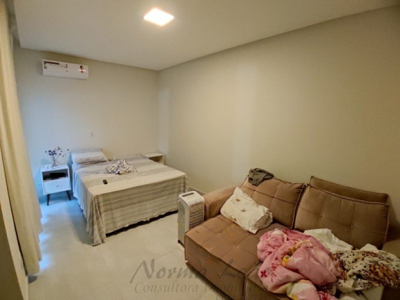 Imagem Casa com 3 Quartos à Venda, 411 m² em Aruana - Aracaju Imagem Casa com 3 Quartos à Venda, 411 m² em Aruana - Aracaju