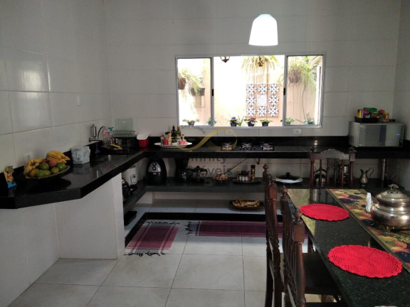 Imagem Casa com 5 Quartos à Venda, 370 m² em Ouro Preto - Belo Horizonte Imagem Casa com 5 Quartos à Venda, 370 m² em Ouro Preto - Belo Horizonte