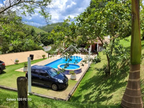 Chácara com 3 Quartos à Venda, 20 m² em Bonsucesso - Igaratá