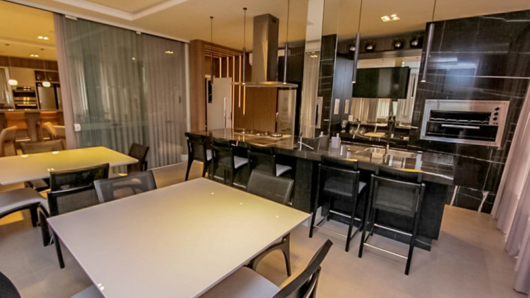 Imagem Apartamento com 3 Quartos à Venda, 18.000 m² em Cabeçudas - Itajaí Imagem Apartamento com 3 Quartos à Venda, 18.000 m² em Cabeçudas - Itajaí
