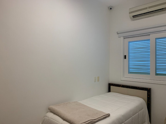 Imagem Imóvel com 6 Quartos à Venda, em Riviera - Bertioga Imagem Imóvel com 6 Quartos à Venda, em Riviera - Bertioga